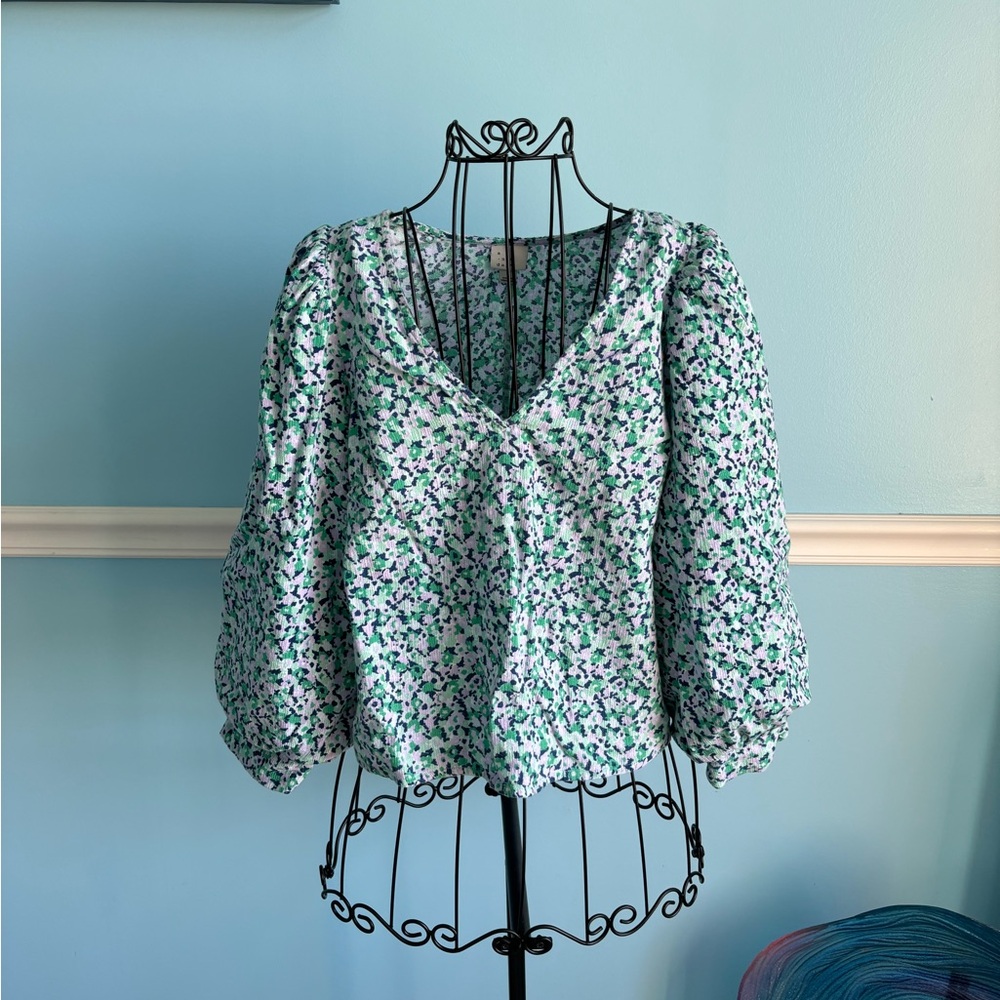 Floral Print Puff Sleeve Top